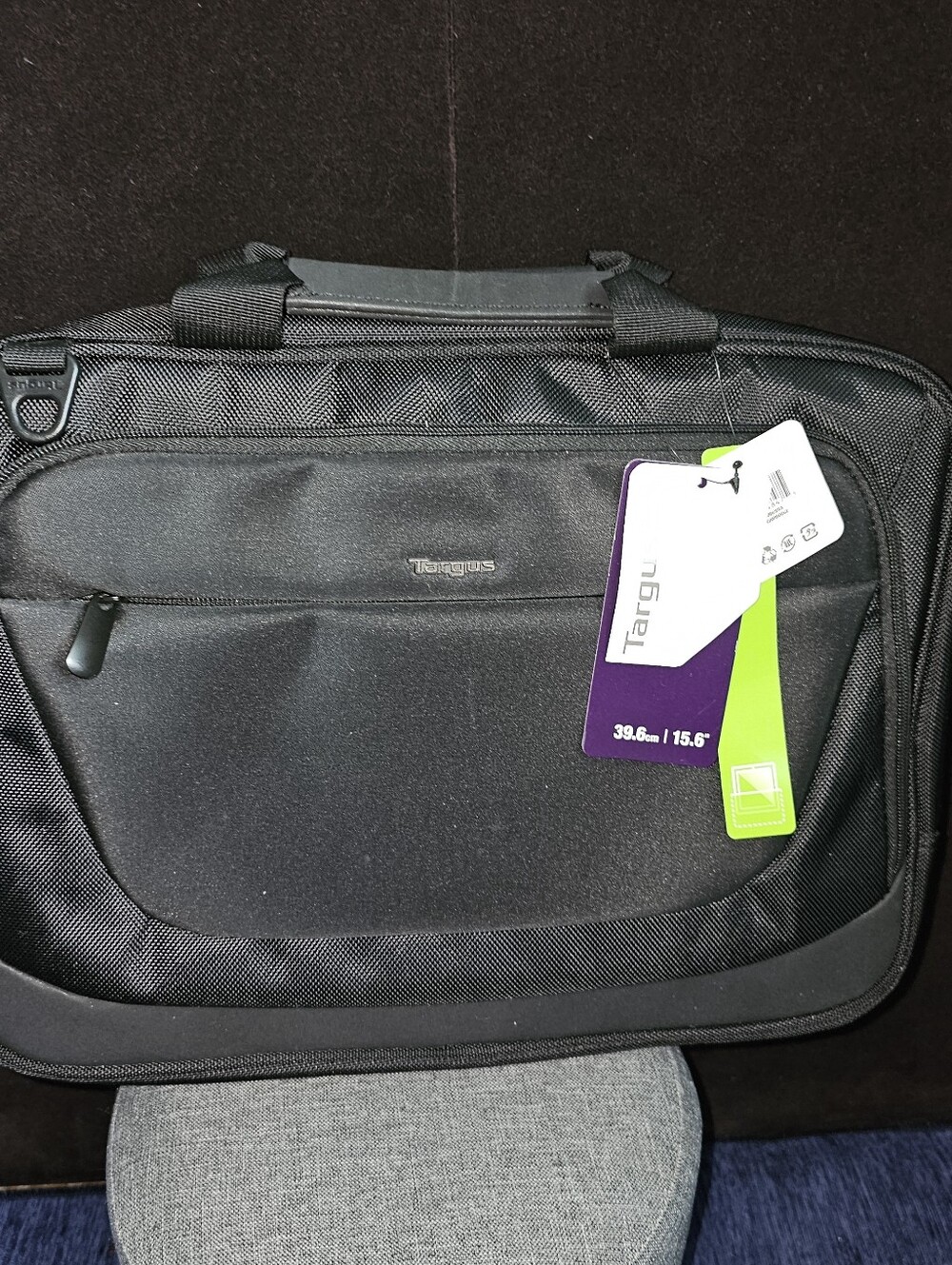 NWT Targus Black Laptop Bag with Front Pocket 15.6"